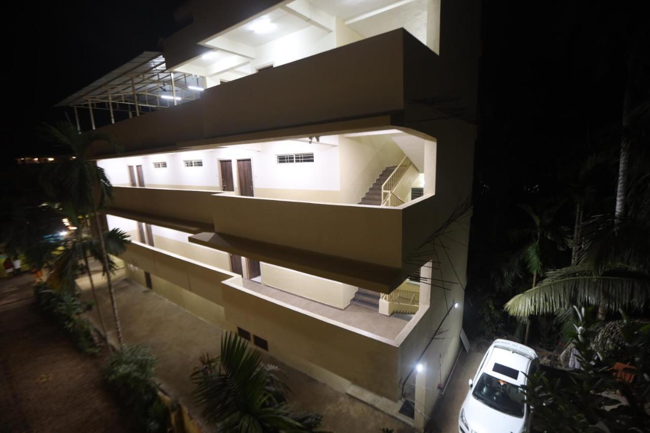Shree Swami Samarth Resort Diveāgar Exteriör bild
