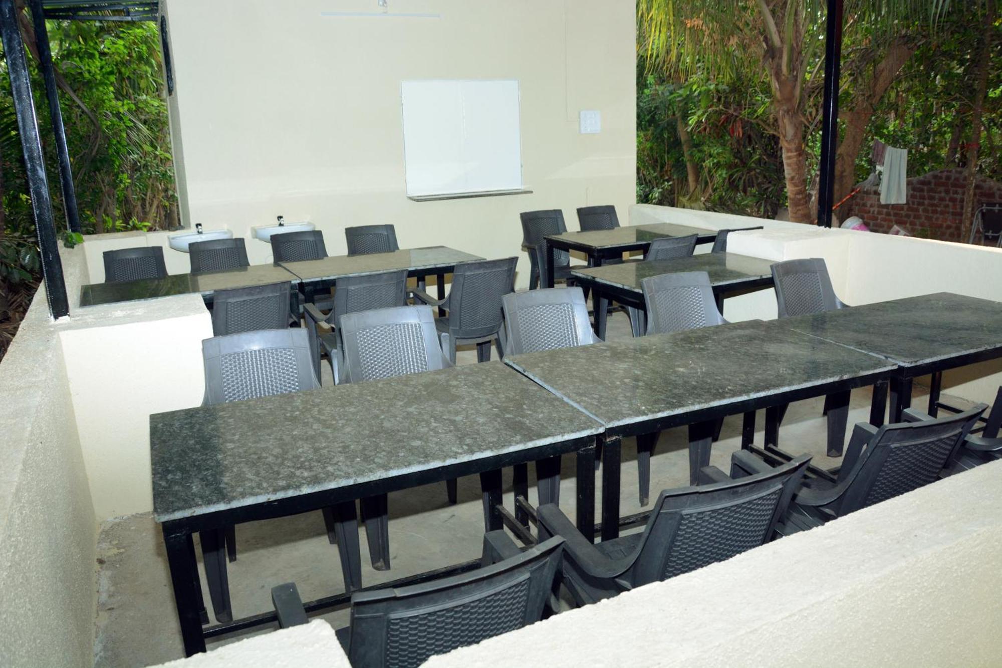 Shree Swami Samarth Resort Diveāgar Exteriör bild